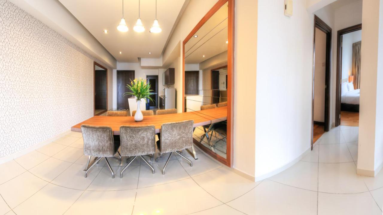 Upper View Regalia Hotel Kuala Lumpur Bagian luar foto