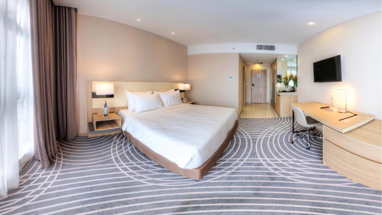 Upper View Regalia Hotel Kuala Lumpur Bagian luar foto
